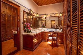 Las Mananitas Hotel Garden Restaurant and Spa