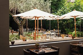 Le Moulin, Lourmarin, a Beaumier Hotel