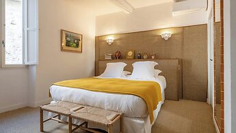 Le Moulin, Lourmarin, a Beaumier Hotel