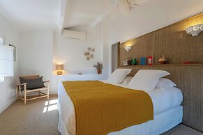 Le Moulin, Lourmarin, a Beaumier Hotel