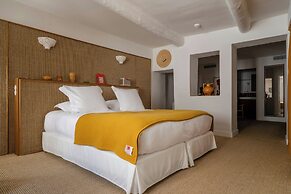 Le Moulin, Lourmarin, a Beaumier Hotel