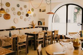 Le Moulin, Lourmarin, a Beaumier Hotel