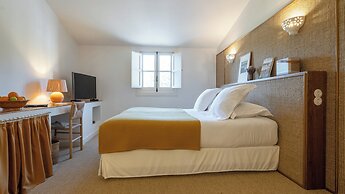 Le Moulin, Lourmarin, a Beaumier Hotel