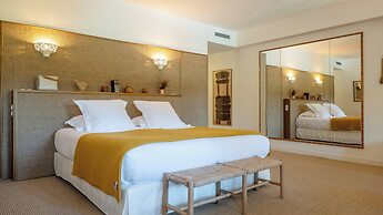 Le Moulin, Lourmarin, a Beaumier Hotel
