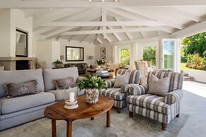 Hunter's Country House