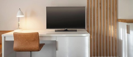 The Morrison Dublin, Curio Collection by Hilton