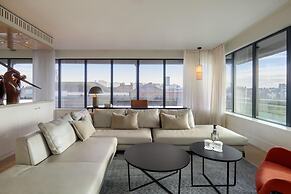 The Morrison Dublin, Curio Collection by Hilton