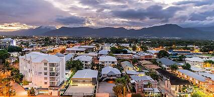 Rydges Esplanade Resort Cairns