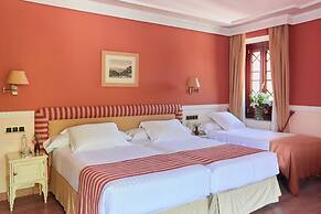 Hotel Alhambra Palace