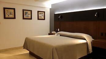 Hotel Fortin Plaza