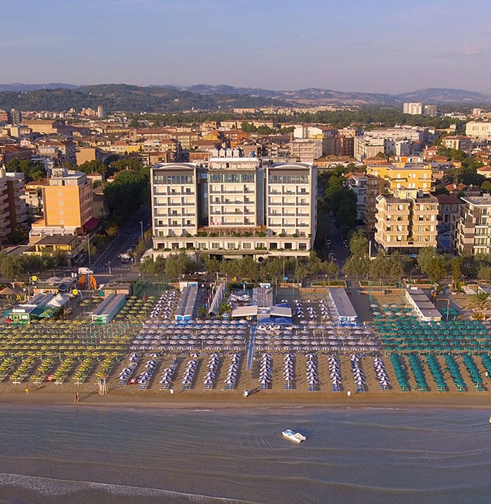 Charlie in Pesaro