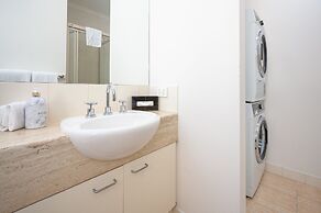 MainStay Suites Kew