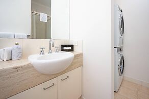 MainStay Suites Kew