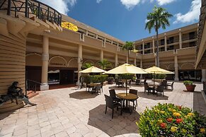 Windward Passage Hotel
