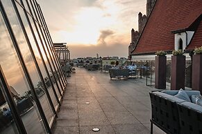The Monopol Hotel