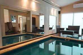 Sunset Beach Hotel