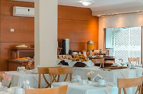 Sunset Beach Hotel