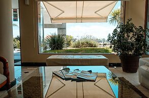 Sunset Beach Hotel