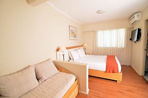 Sunset Beach Hotel