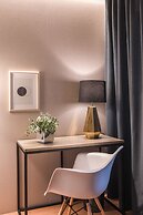 Up Rooms Vic Hotel