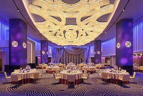 Grand Hyatt Mumbai Hotel & Residences