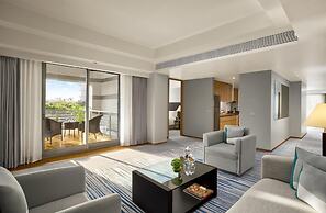 Grand Hyatt Mumbai Hotel & Residences