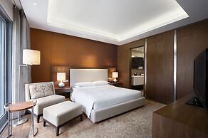 Grand Hyatt Mumbai Hotel & Residences