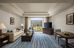 Grand Hyatt Mumbai Hotel & Residences