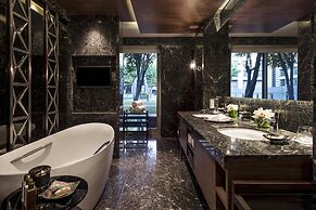 Grand Hyatt Mumbai Hotel & Residences