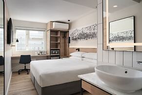Protea Hotel by Marriott Cape Town Sea Point