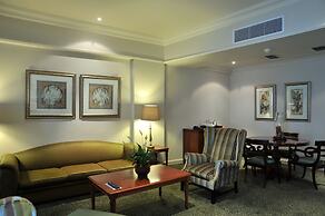 The Edward Hotel