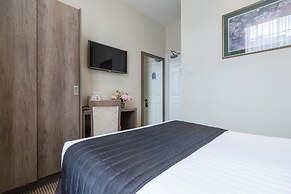 Kensington Gardens Hotel