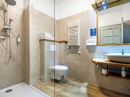 Hotel Batory
