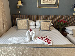 London Lodge Hotel