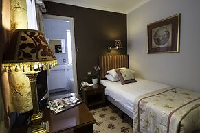 London Lodge Hotel