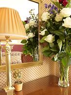 London Lodge Hotel