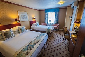 London Lodge Hotel
