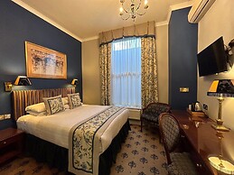 London Lodge Hotel