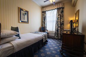 London Lodge Hotel