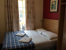 Colliers Hotel