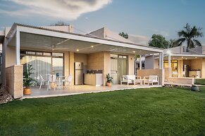 Ein Gev Holiday Resort