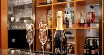 PLAZA Premium Köln