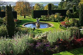 Hambleton Hall