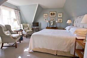 Hambleton Hall