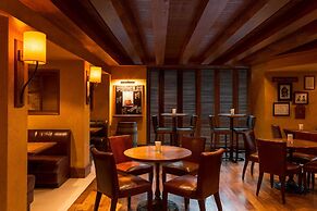 Four Points by Sheraton Sheikh Zayed Road, Dubai