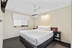 Quality Hotel Robertson Gardens