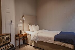 Home Hotel Wellington