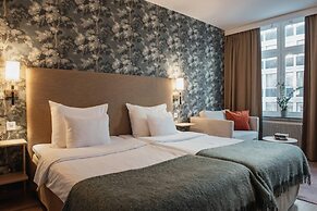 Home Hotel Wellington