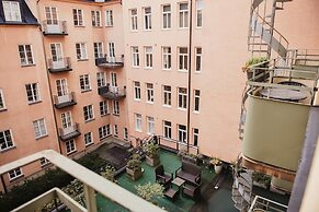 Home Hotel Wellington