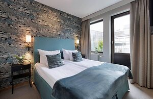 Home Hotel Wellington